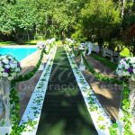 Aluguel Decoração Corredor de Cerimônia Lilás Roxo e Branco