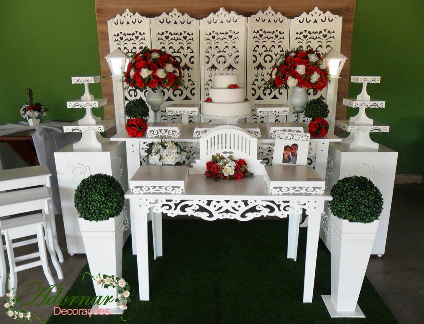 Decoração Casamento Vermelho e Branco Com Biombos