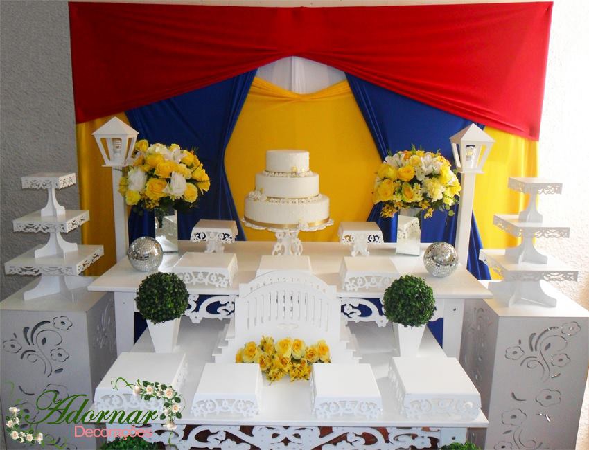 Decoração 15 Anos Amarelo Azul e Vermelho