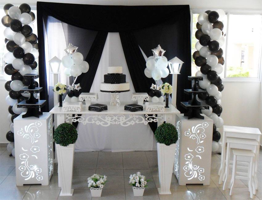 Decoração 15 Anos Preto e Branco