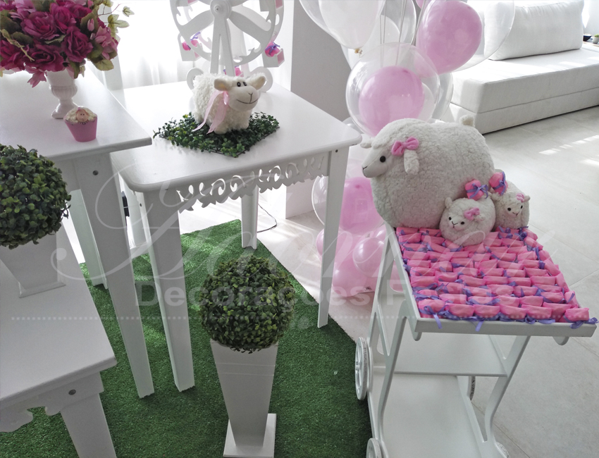 Chá de Bebê Ovelinha Rosa e Branco
