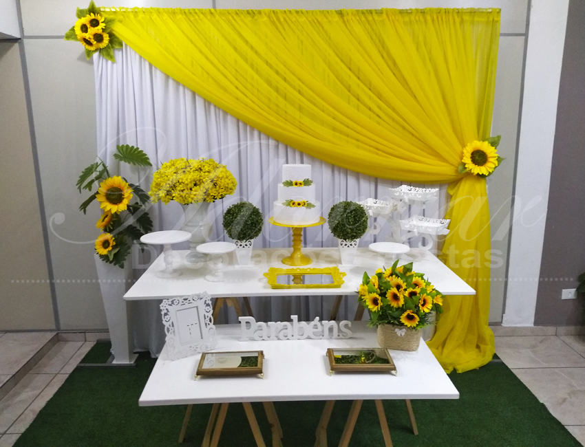 Decoração Casamento Amarelo e Branco de Girassol