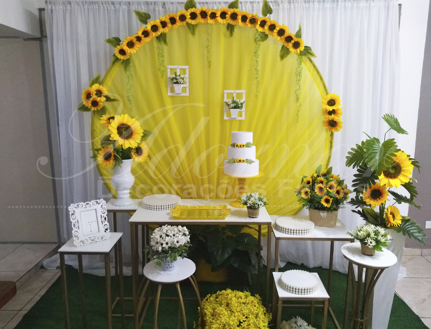 Decoração Casamento Amarelo e Branco de Girassol